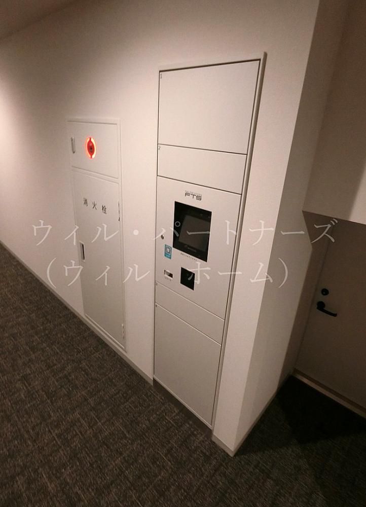 �y���̑��ݔ��z�@�e�t���A�ɂ���z�{�b�N�X��z�u���Ă���܂�