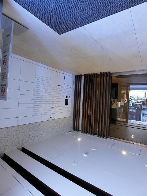 �y�G���g�����X�z�@