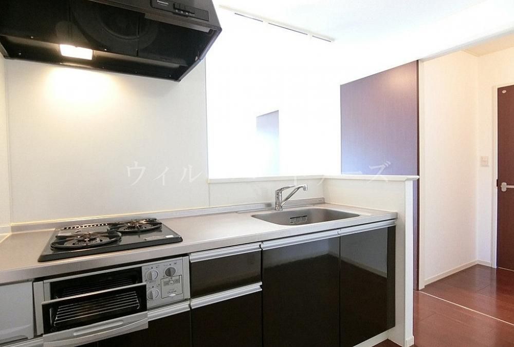 �y�L�b�`���z�@���Ԏ��A�ʏZ�ˉ摜�ł�