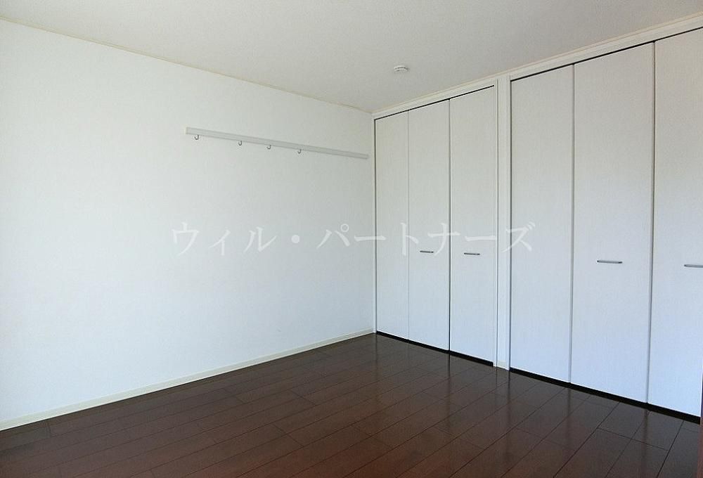 �y���̑������E�X�y�[�X�z�@���Ԏ��A�ʏZ�ˉ摜�ł�