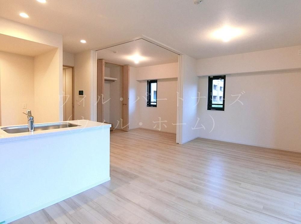 �y���̑������E�X�y�[�X�z�@���Ԏ���K�A�ʏZ�ˉ摜�ł�