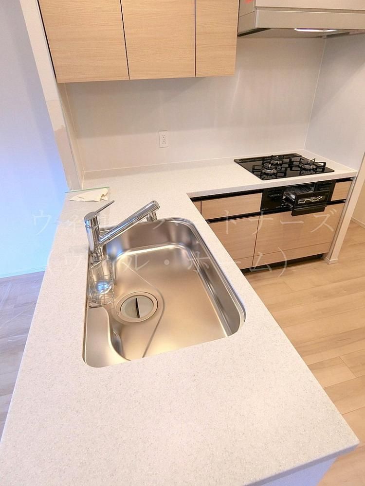 �y�L�b�`���z�@���Ԏ���K�A�ʏZ�ˉ摜�ł�