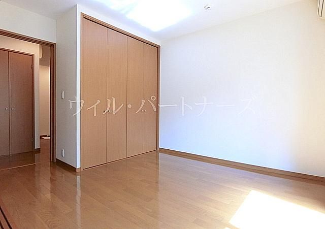 y̑EXy[Xz@Ԏ蓯dl/ʏZˉ摜ł