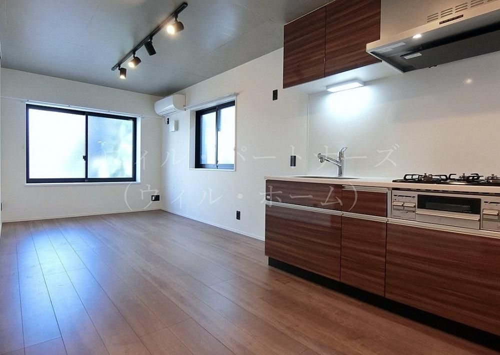 �y�����E���r���O�z�@���[���N���[�j���O�O�̎B�e�摜�ł�