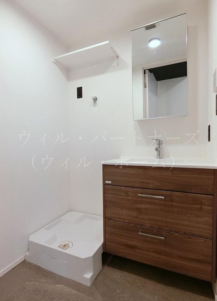 �y���ʏ��z�@���[���N���[�j���O�O�̎B�e�摜�ł�