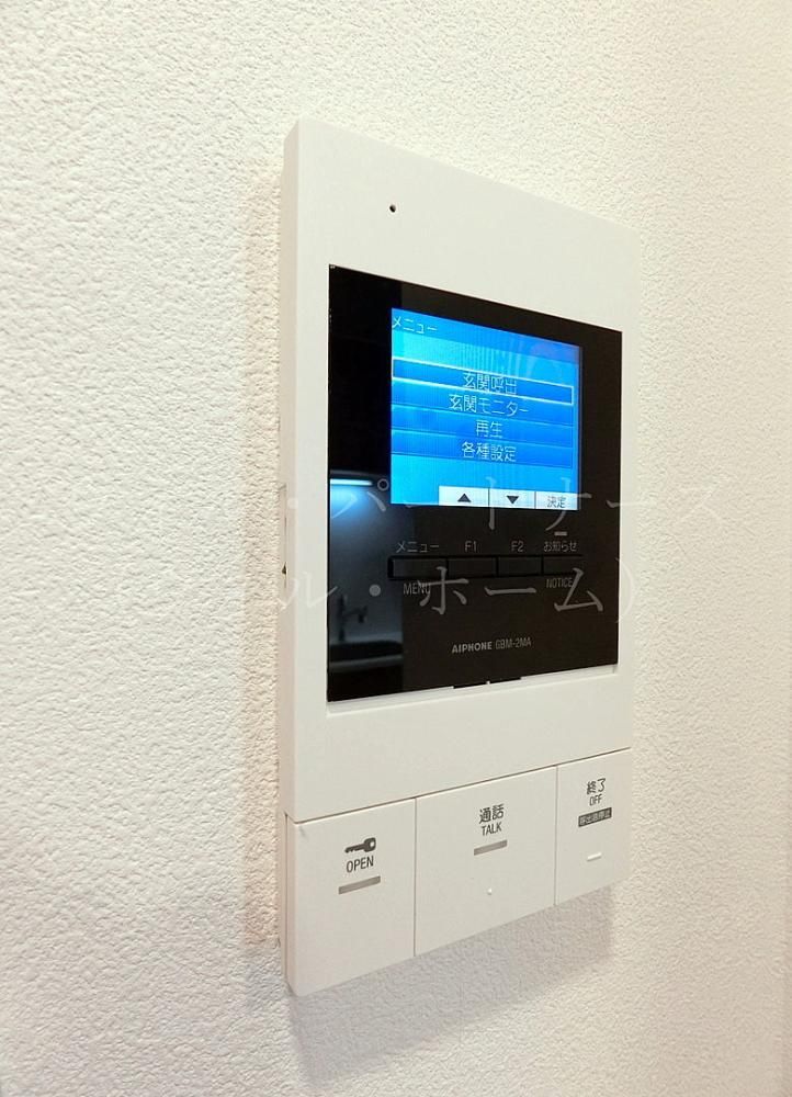 �y�Z�L�����e�B�z�@���[���N���[�j���O�O�̎B�e�摜�ł�