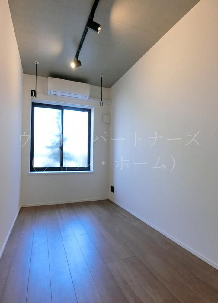 �y���̑������E�X�y�[�X�z�@���[���N���[�j���O�O�̎B�e�摜�ł�