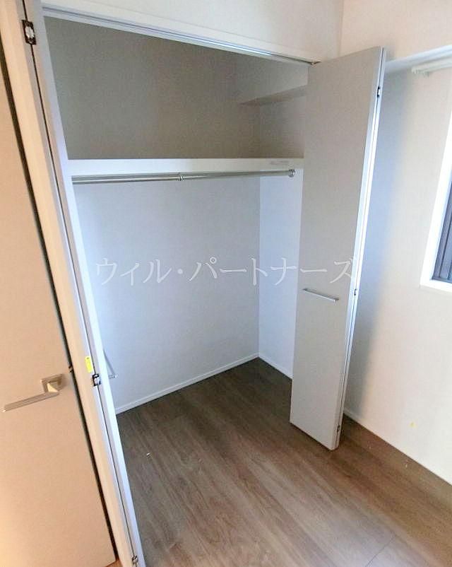 y[z@N[jOỎ摜ł