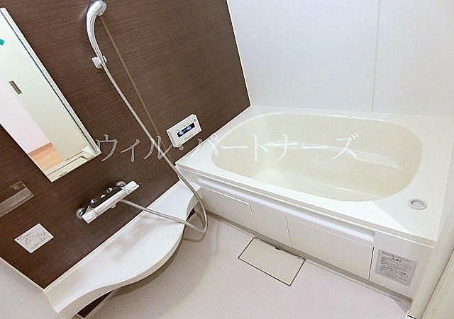 �y�o�X�z�@���Ԏ�蓯�d�l�A���E���]�^�C�v�̓����摜�ł�
