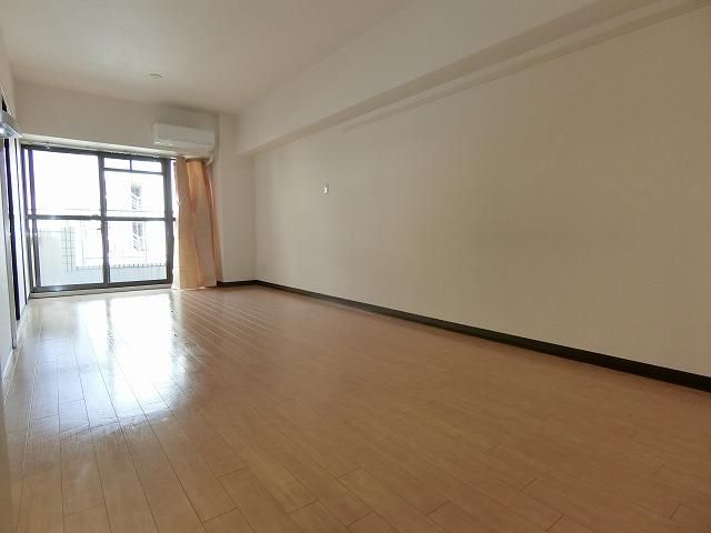 �y���ԁE���r���O�z�@���Ԏ�̕ʂ̂������ł�(�Q�l�E�ȉ���)