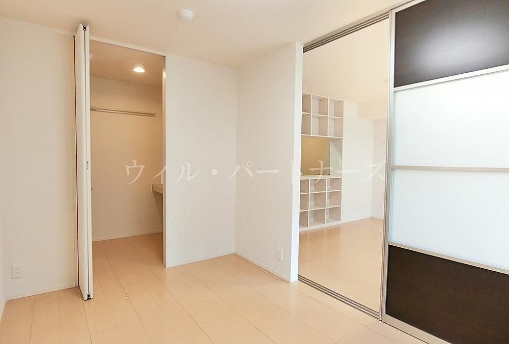 �y���[�z�@���Ԏ�蓯�d�l�A���E���]�^�C�v�̓����摜�ł�