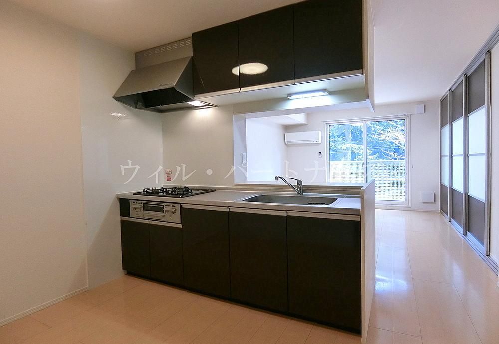 �y���̑��z�@���Ԏ�蓯�d�l�A���E���]�^�C�v�̓����摜�ł�