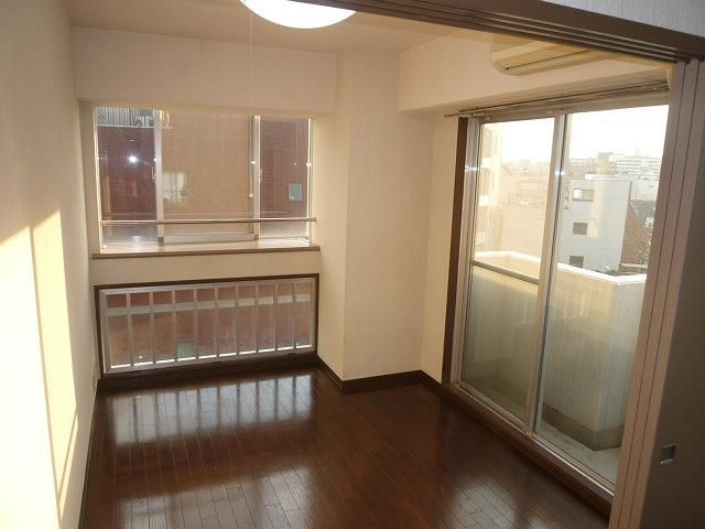 �y�o���R�j�[�z�@603��������̒��]�ł��B