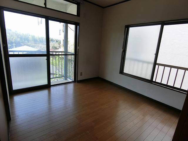 �y���̑������E�X�y�[�X�z�@