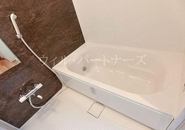 【バス】　追い炊き機能に浴室乾燥機能付き
