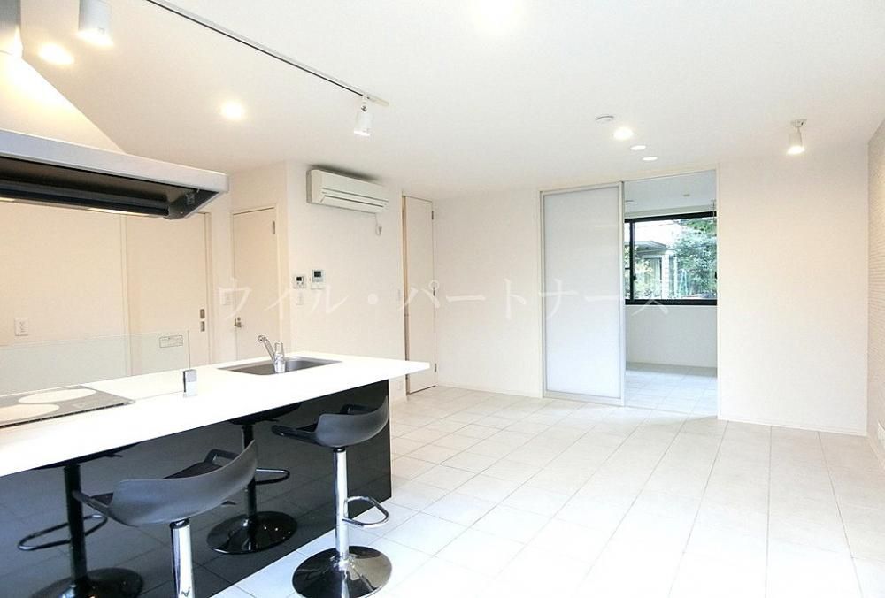 y̑EXy[Xz@ڍׂ͂Cyɂ⍇