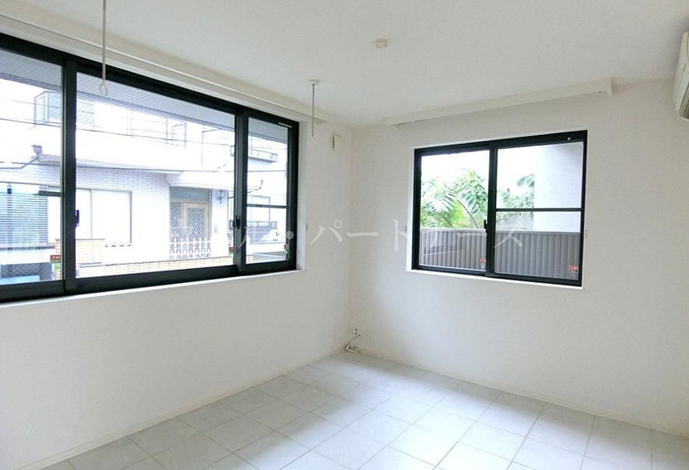 y̑EXy[Xz@ڍׂ͂Cyɂ⍇