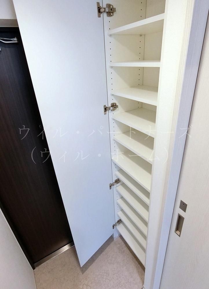 �y���ցz�@�p�����t���̃V���[�Y�{�b�N�X�ł�