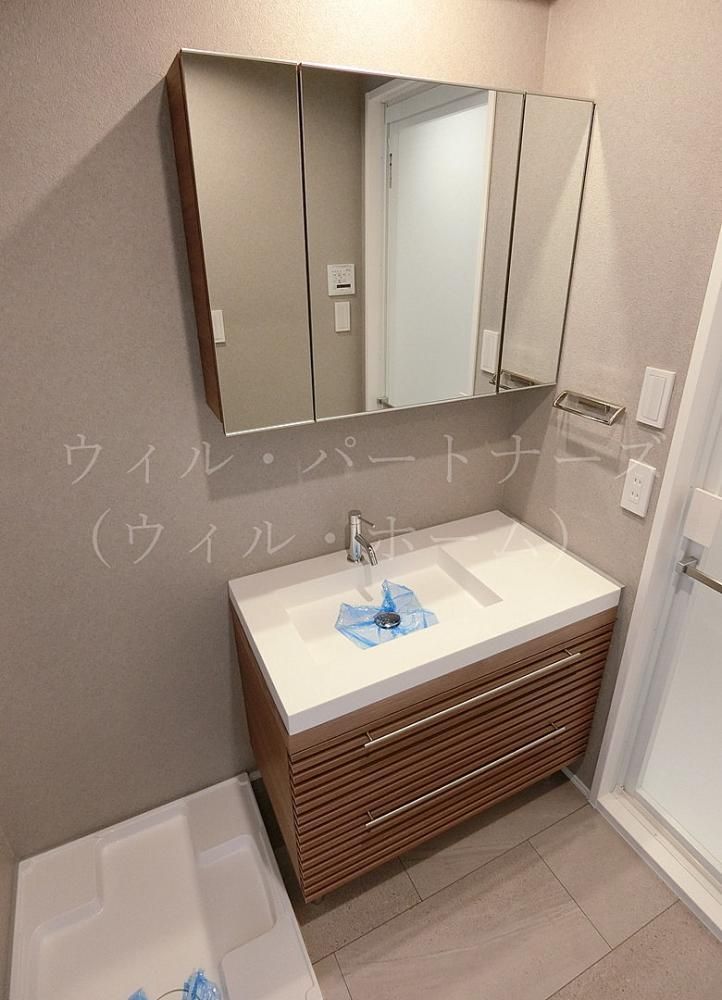 �y���ʏ��z�@���Ԏ�蓯�d�l�i���m�x�[�V�����{�H�j�A�ʏZ�ˉ摜�ł�