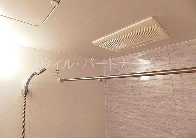 �y���̑��ݔ��z�@���Ԏ�荶�E���]�^�C�v