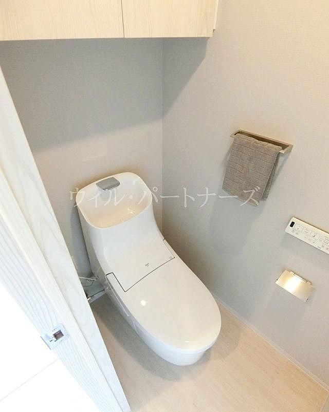 【トイレ】　同間取り同設備/別住戸（モデルルーム11階）