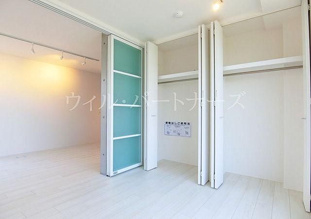 �y���[�z�@���Ԏ�荶�E���]�^�C�v/�ʏZ�ˉ摜