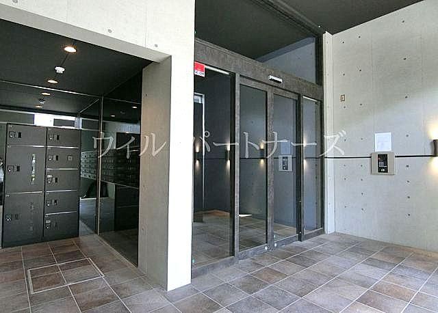 �y�Z�L�����e�B�z�@�I�[�g���b�N�ɑ�z�{�b�N�X�I