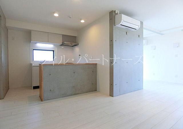 �y�L�b�`���z�@���Ԏ�荶�E���]�^�C�v/�ʏZ�ˉ摜