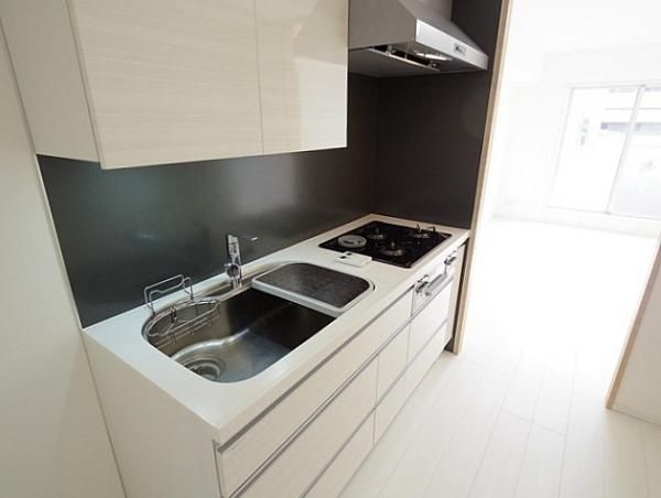 �y�L�b�`���z�@�O�����t���V�X�e���L�b�`��