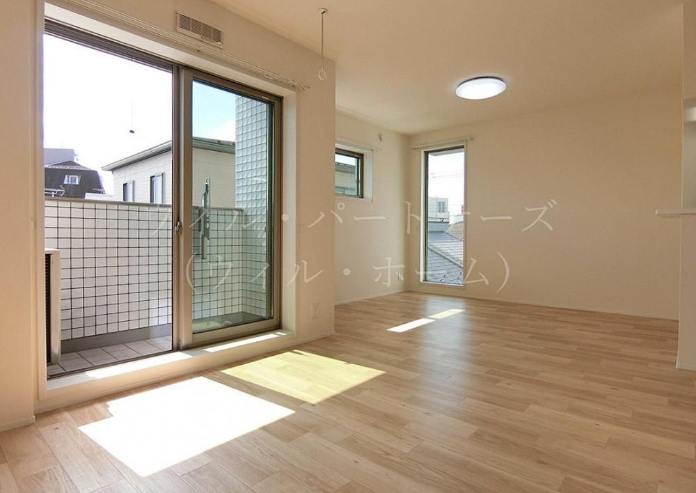 �y�����E���r���O�z�@�ڍׂ͂��C�y�ɂ��₢���킹��������