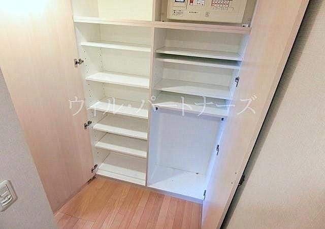 �y���[�z�@��^�V���[�Y�{�b�N�X����