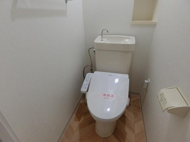 �y�g�C���z�@