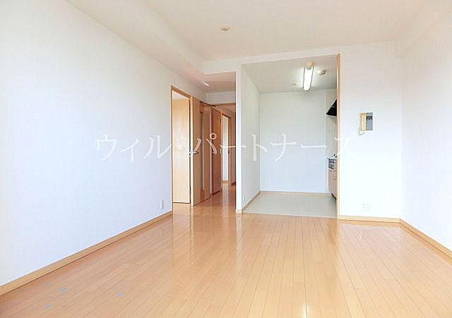 �y�����E���r���O�z�@���Ԏ��ʏZ�ˁA�N���[�j���O�O�摜�ł�