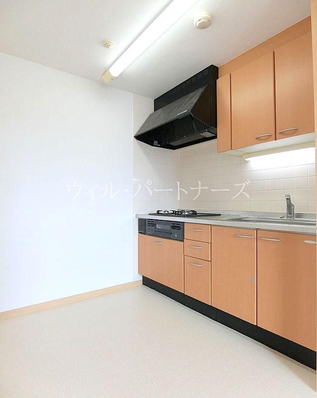 �y�L�b�`���z�@���Ԏ��ʏZ�ˁA�N���[�j���O�O�摜�ł�