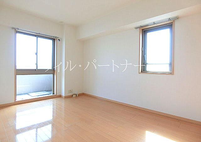 �y���̑������E�X�y�[�X�z�@���Ԏ��ʏZ�ˁA�N���[�j���O�O�摜�ł�