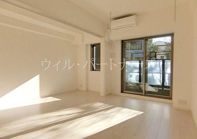 y̑EXy[Xz@ԎAdlʏZˉ摜ł