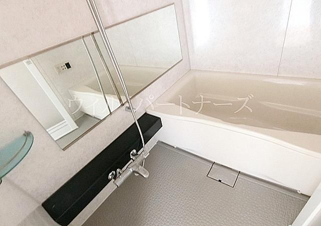 【バス】　追い焚き/浴室換気乾燥機能付きバスルーム