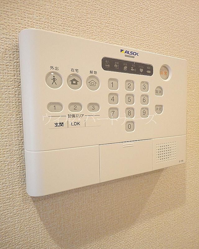 �y�Z�L�����e�B�z�@�A���\�b�N�Z�L�����e�B