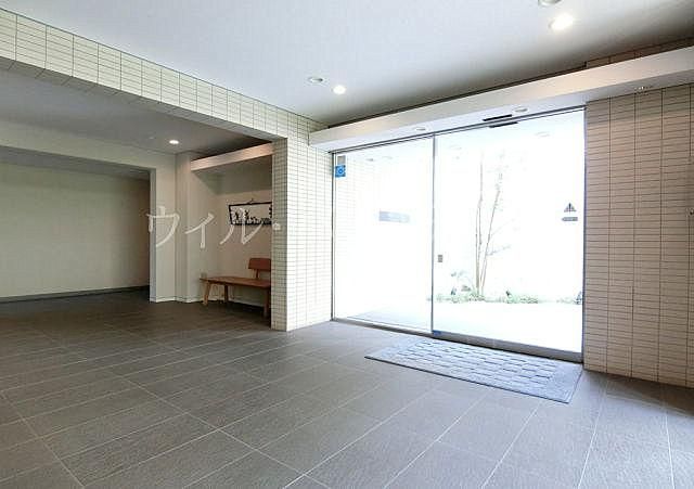 �y���̑����L�����z�@�G���g�����X�z�[��