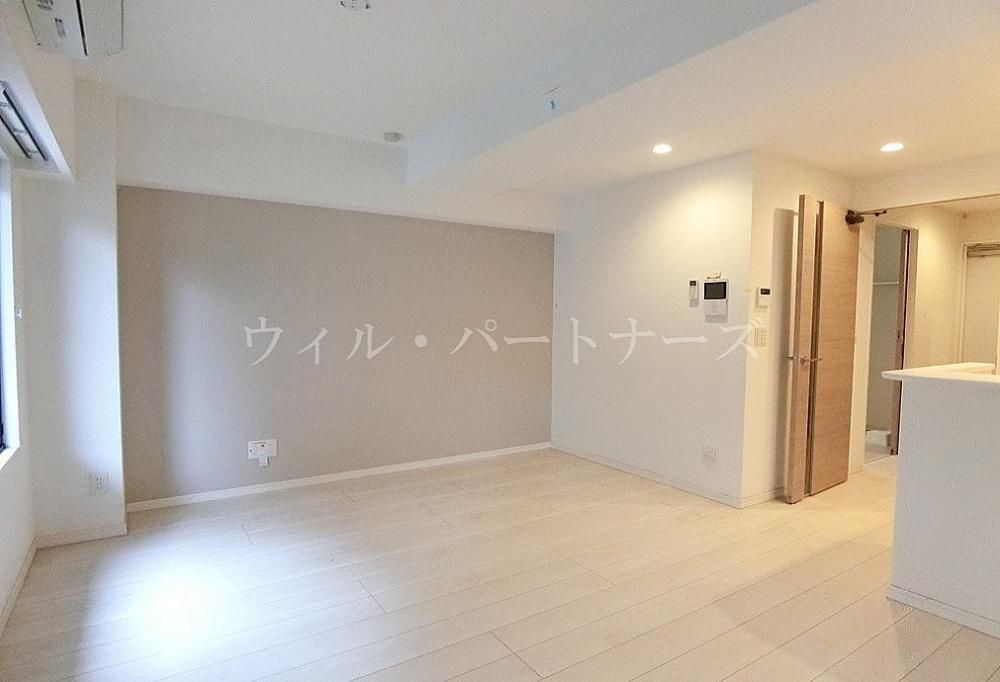 �y�����E���r���O�z�@���Ԏ�蓯�d�l�A�ʏZ�ˉ摜�ł�