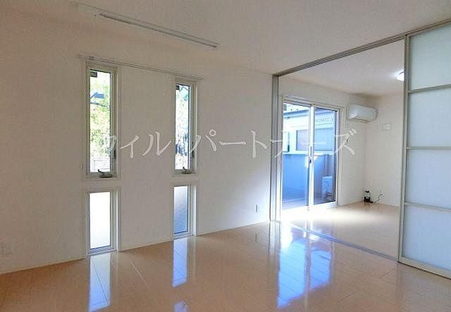 �y���̑������E�X�y�[�X�z�@�ڍׂ͂��C�y�ɂ��₢���킹������