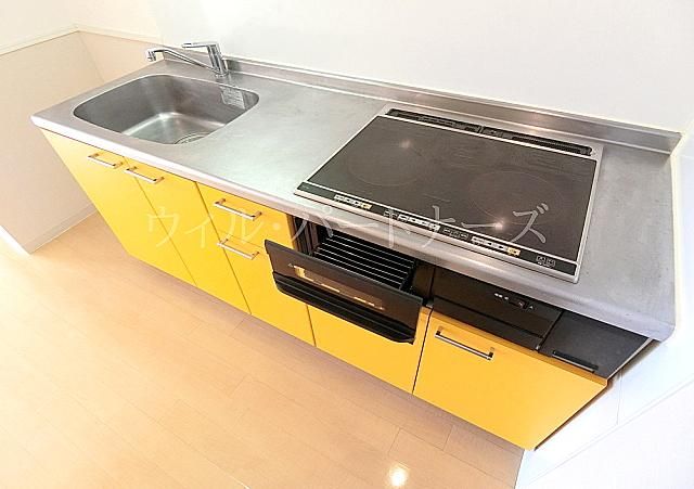 �y�L�b�`���z�@IH3���R�����ɃO�����t���L�b�`��